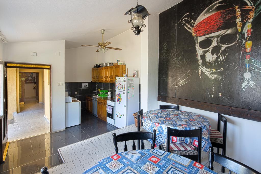 Pirate Backpackers Hostel Ulcinj Exterior photo