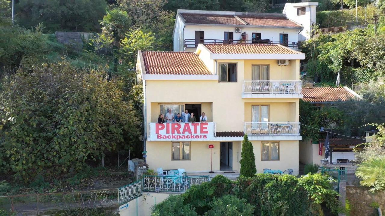 Pirate Backpackers Hostel Ulcinj Exterior photo